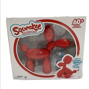 Squeakee The Balloon Dog NIB